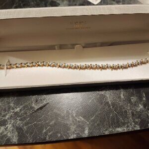 NEW diamond essence bracelet